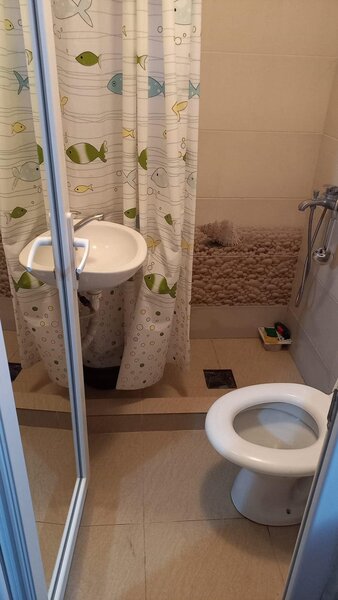 Tunsu Petre, Gradinita